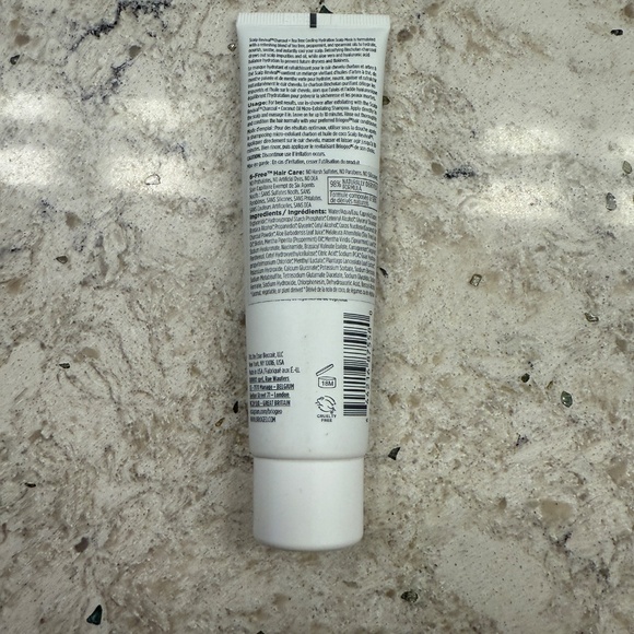 New Briogeo Scalp Revival 2‎ FL.  oz - Picture 2 of 3